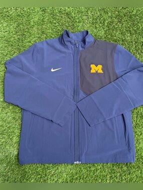 Nike Women’s Michigan Wolverines Team Issued PE Warmup Track Jacket 2025